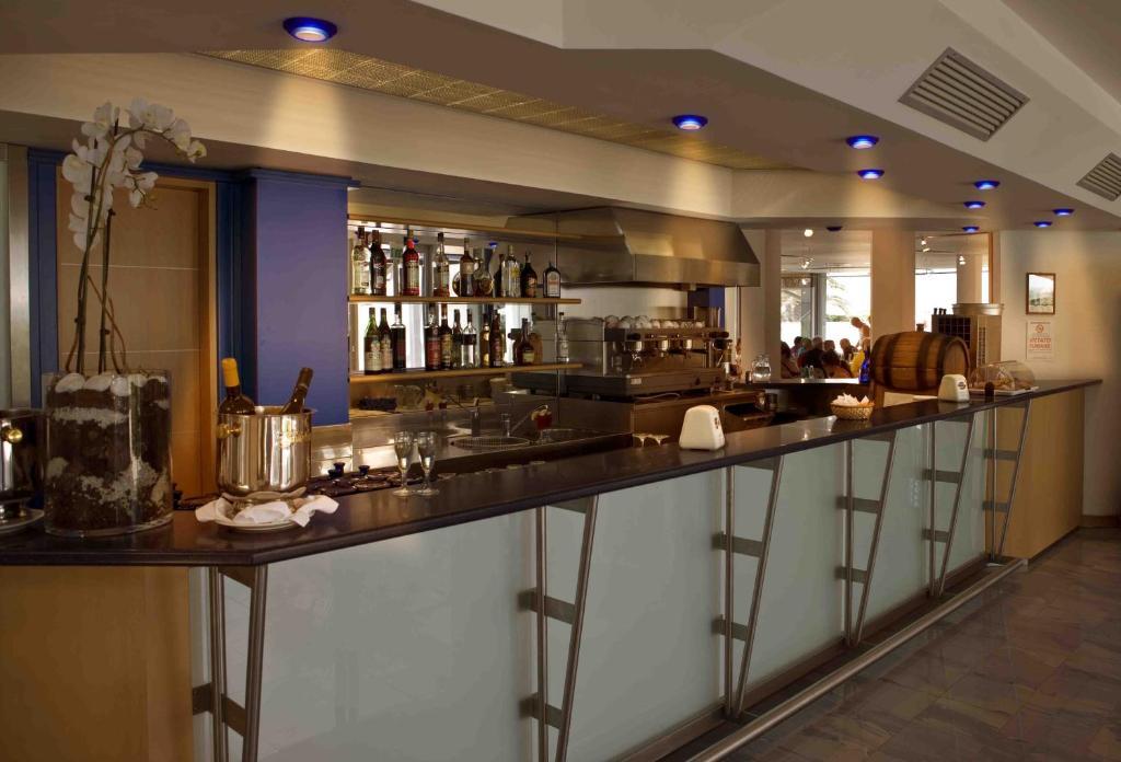 מנפרדוניה African Beach Hotel-Residence מראה חיצוני תמונה