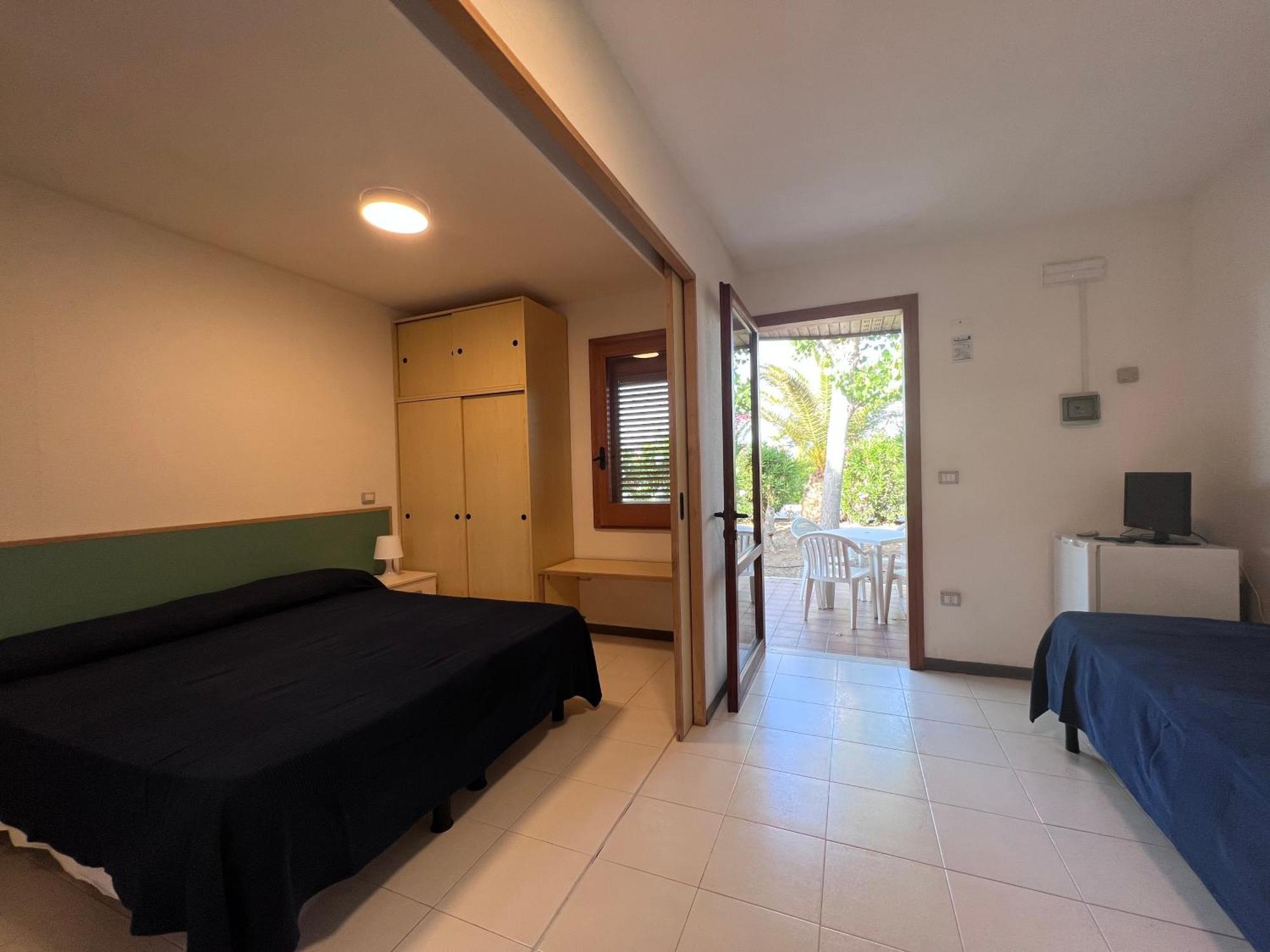 מנפרדוניה African Beach Hotel-Residence מראה חיצוני תמונה