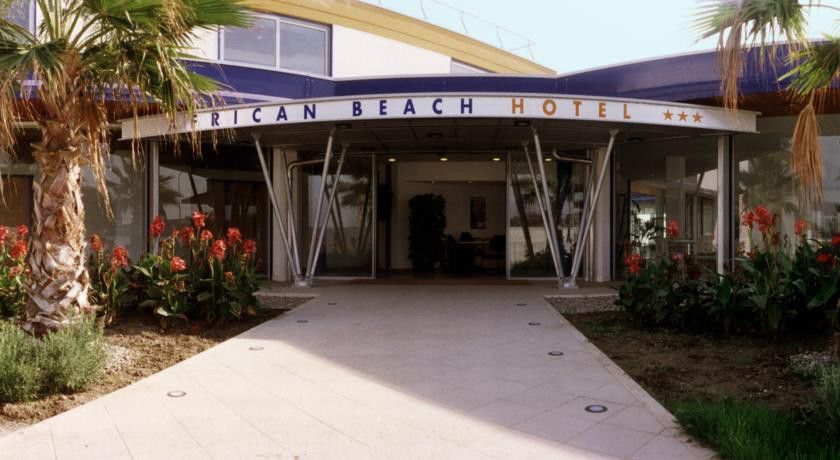 מנפרדוניה African Beach Hotel-Residence מראה חיצוני תמונה