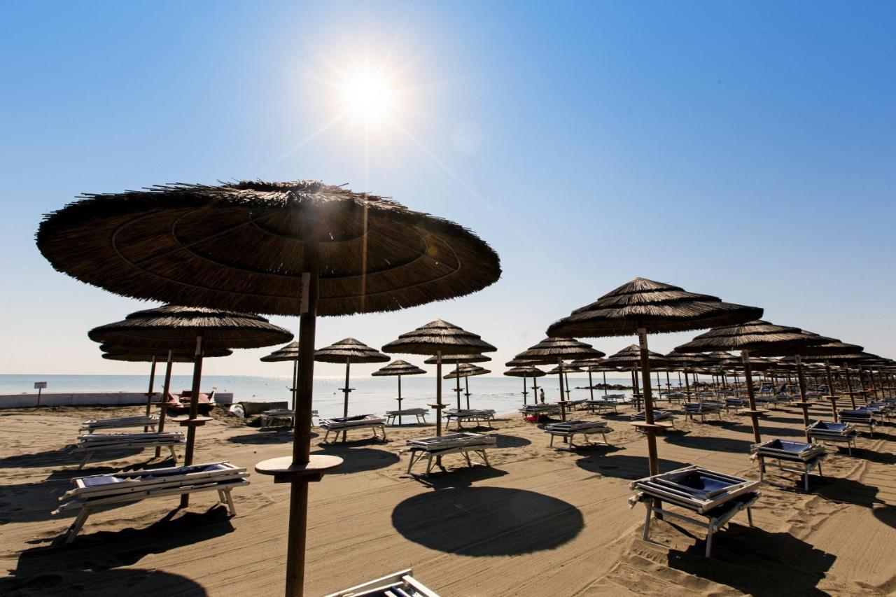 מנפרדוניה African Beach Hotel-Residence מראה חיצוני תמונה